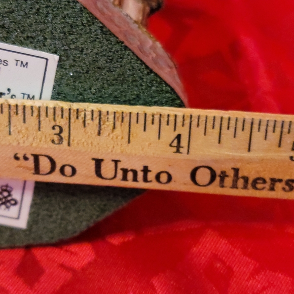 Candlemakers David Winter Cottages: Collector's Piece No. 12 - Picture 14 of 14